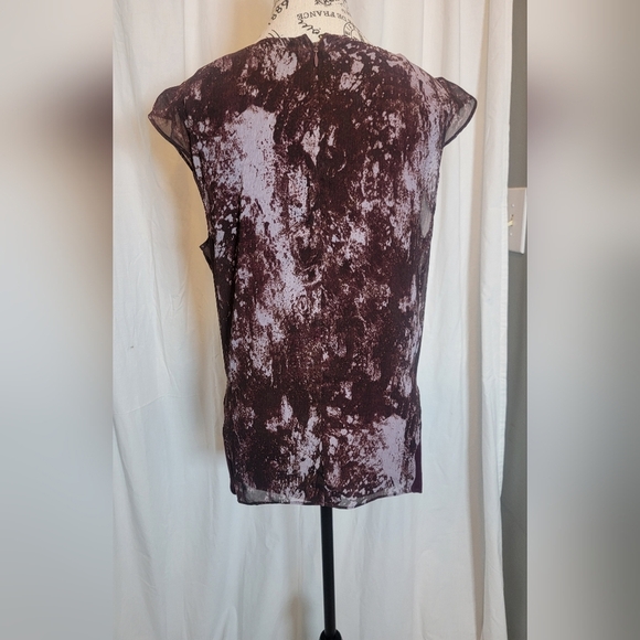 H by Halston Asymmetrical Maroon and White Dress - Picture 4 of 7